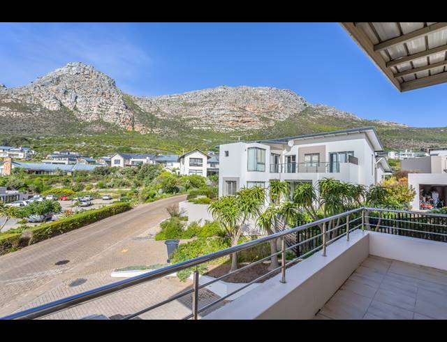5 BEDROOM FREESTANDING TO LET IN STONEHURST MOUNTAIN ESTATE